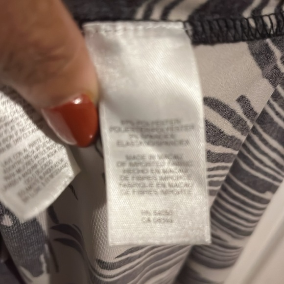 Plus size dress - Picture 5 of 6